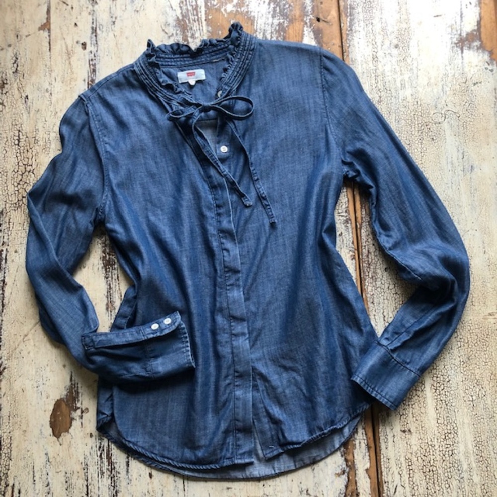 LEVI'S Chambray Denim Tie Collar Blouse Size XS